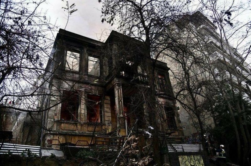 Поджог сквота Либерталия в Салониках. 3